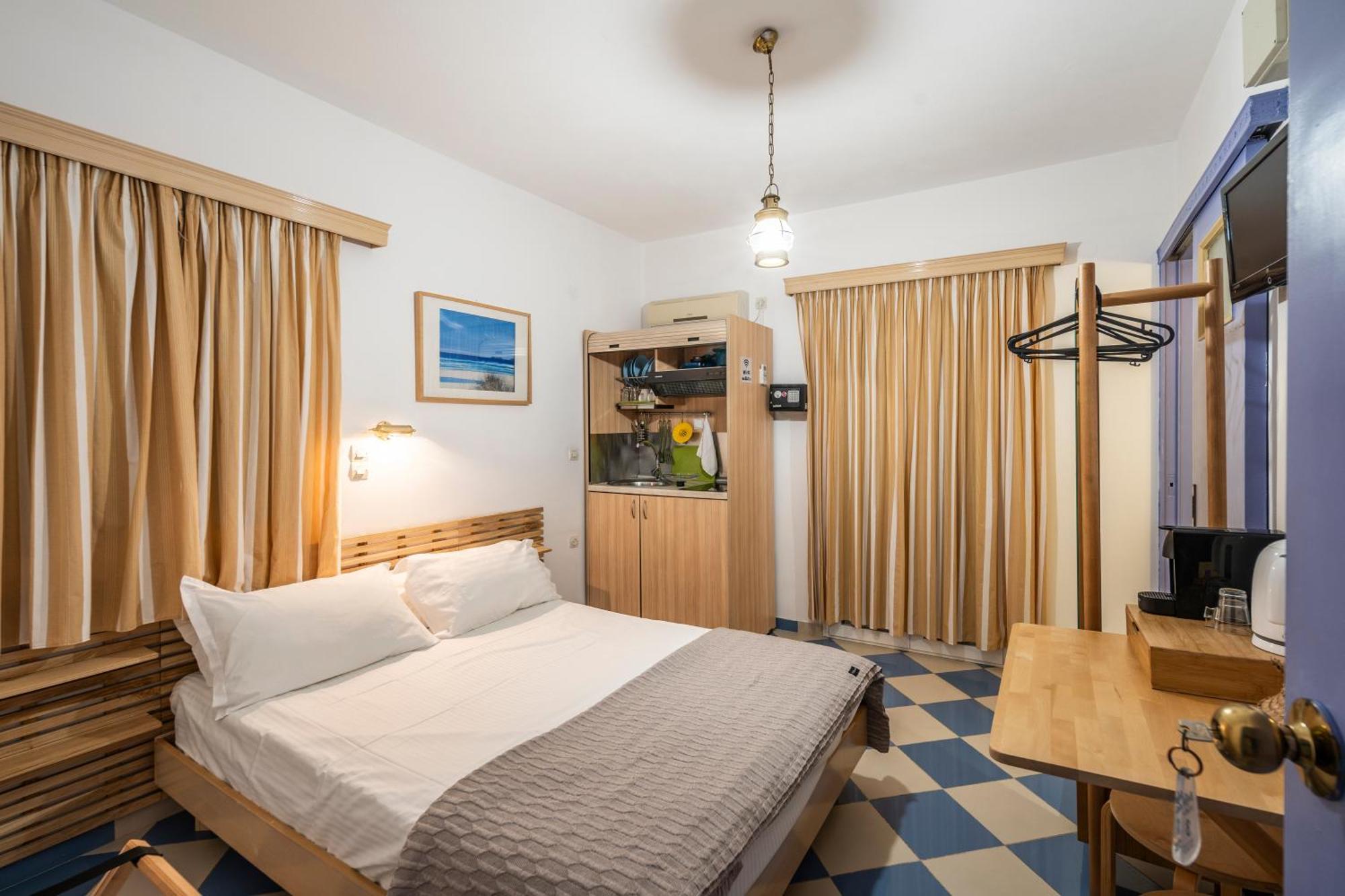 Bofor Studios & Rooms Livadakia Rom bilde