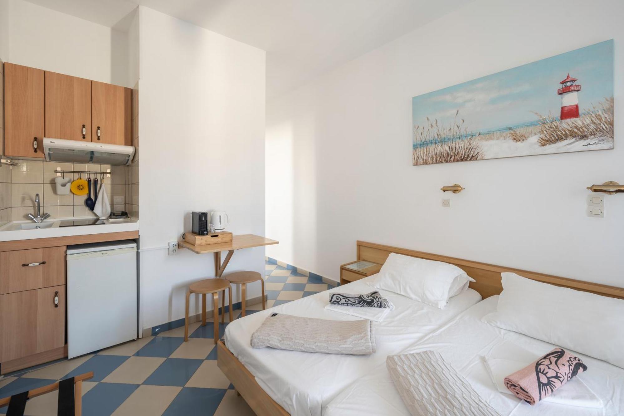 Bofor Studios & Rooms Livadakia Rom bilde