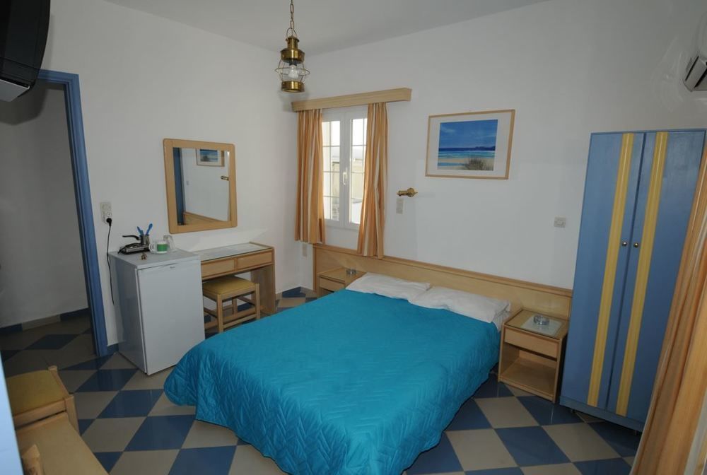 Bofor Studios & Rooms Livadakia Eksteriør bilde